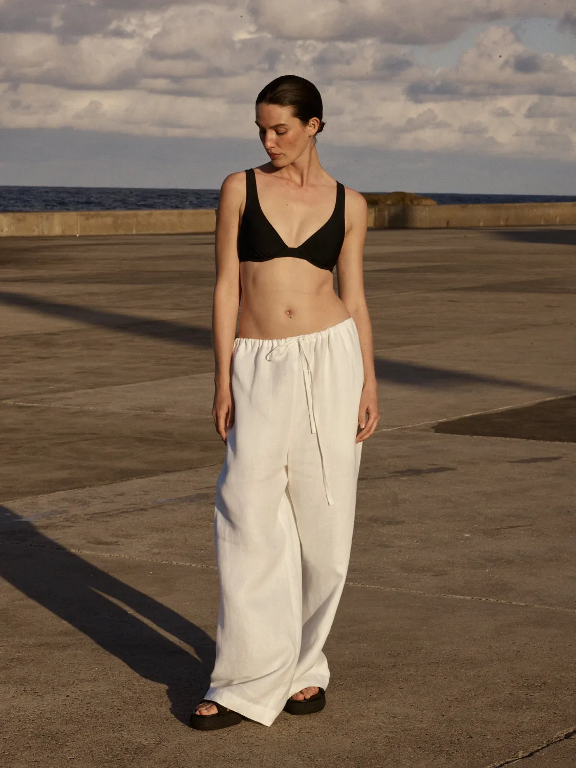 Delphi Drawstring Pant - White