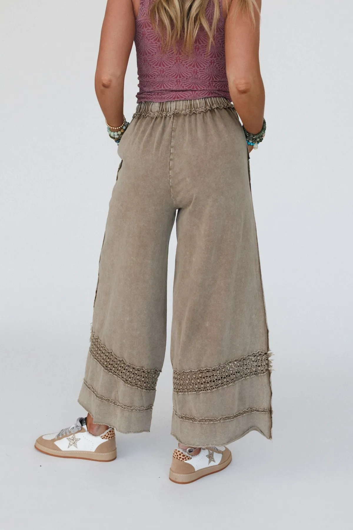 Just Breathe Wide Leg Pants - Mocha