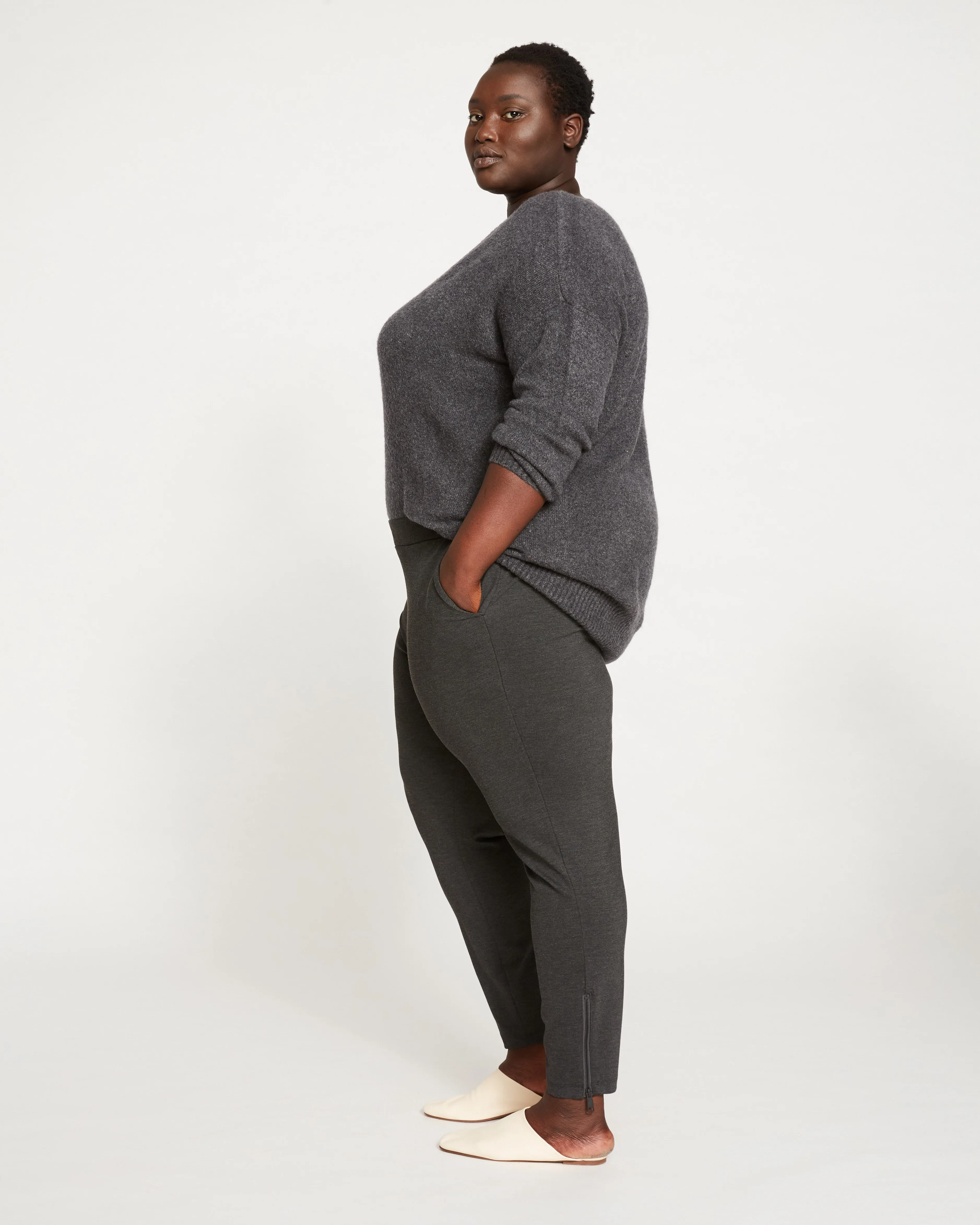 Moro Pocket Signature Ponte Pants - Charcoal