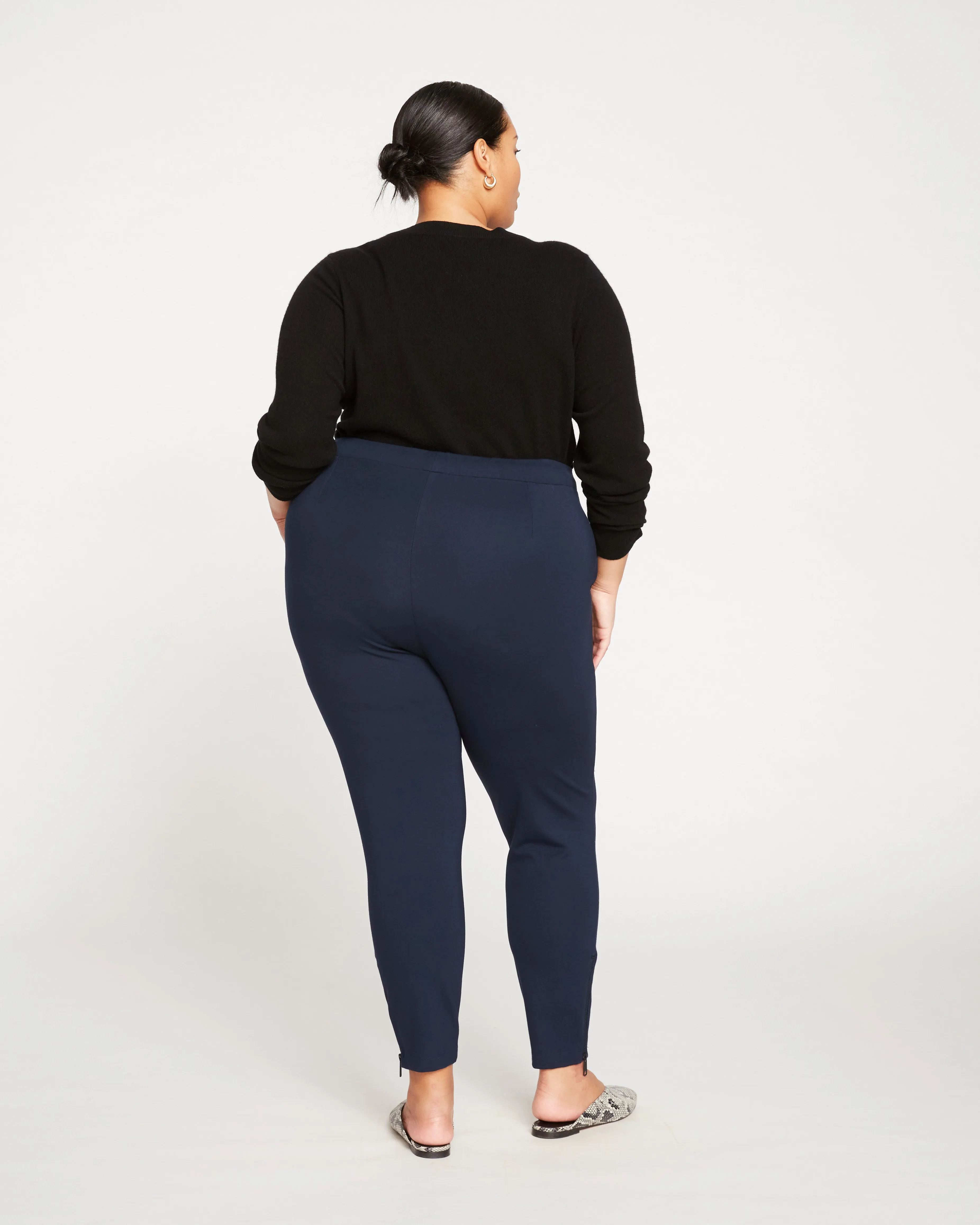 Moro Pocket Signature Ponte Pants - Navy