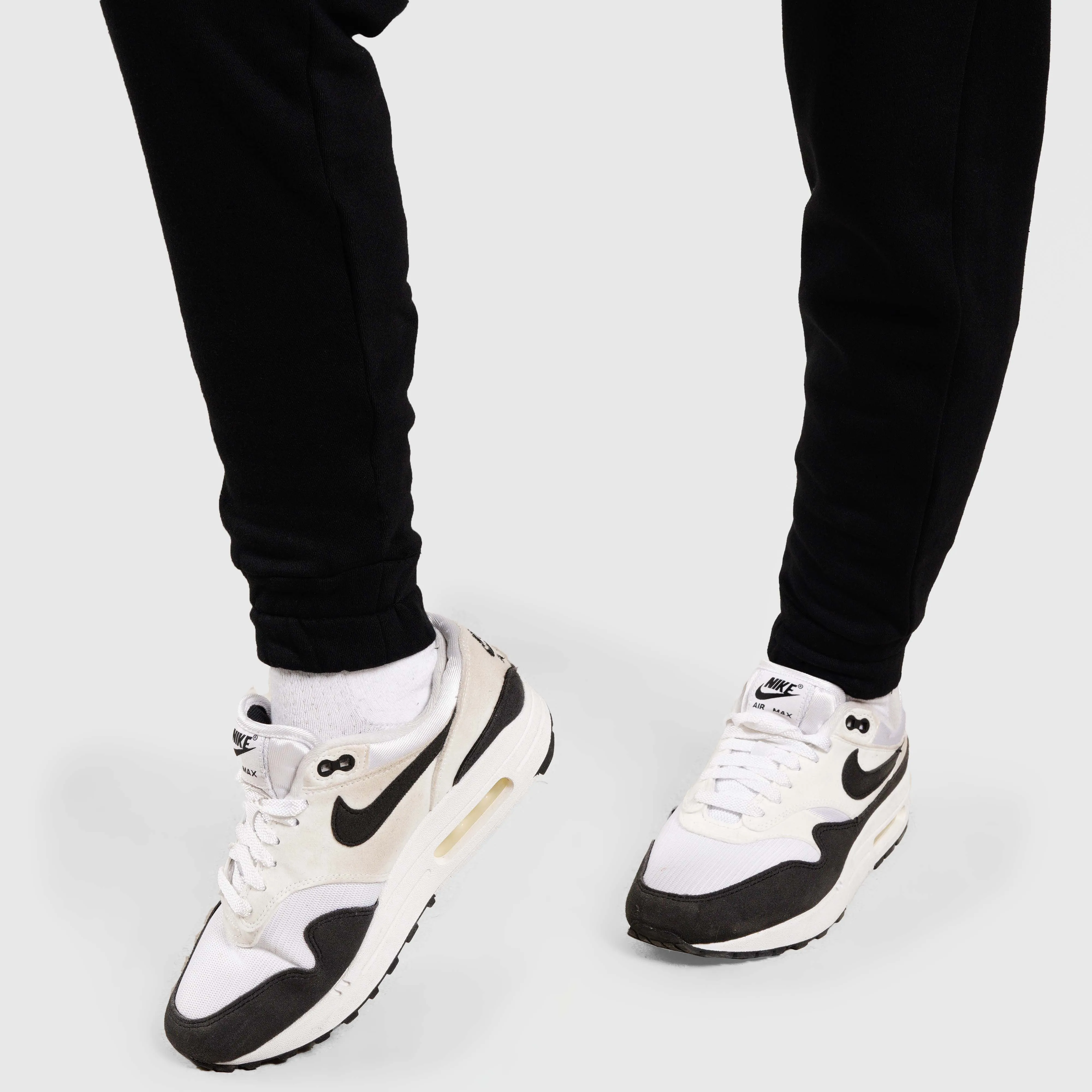 Raxe Joggers (Black)